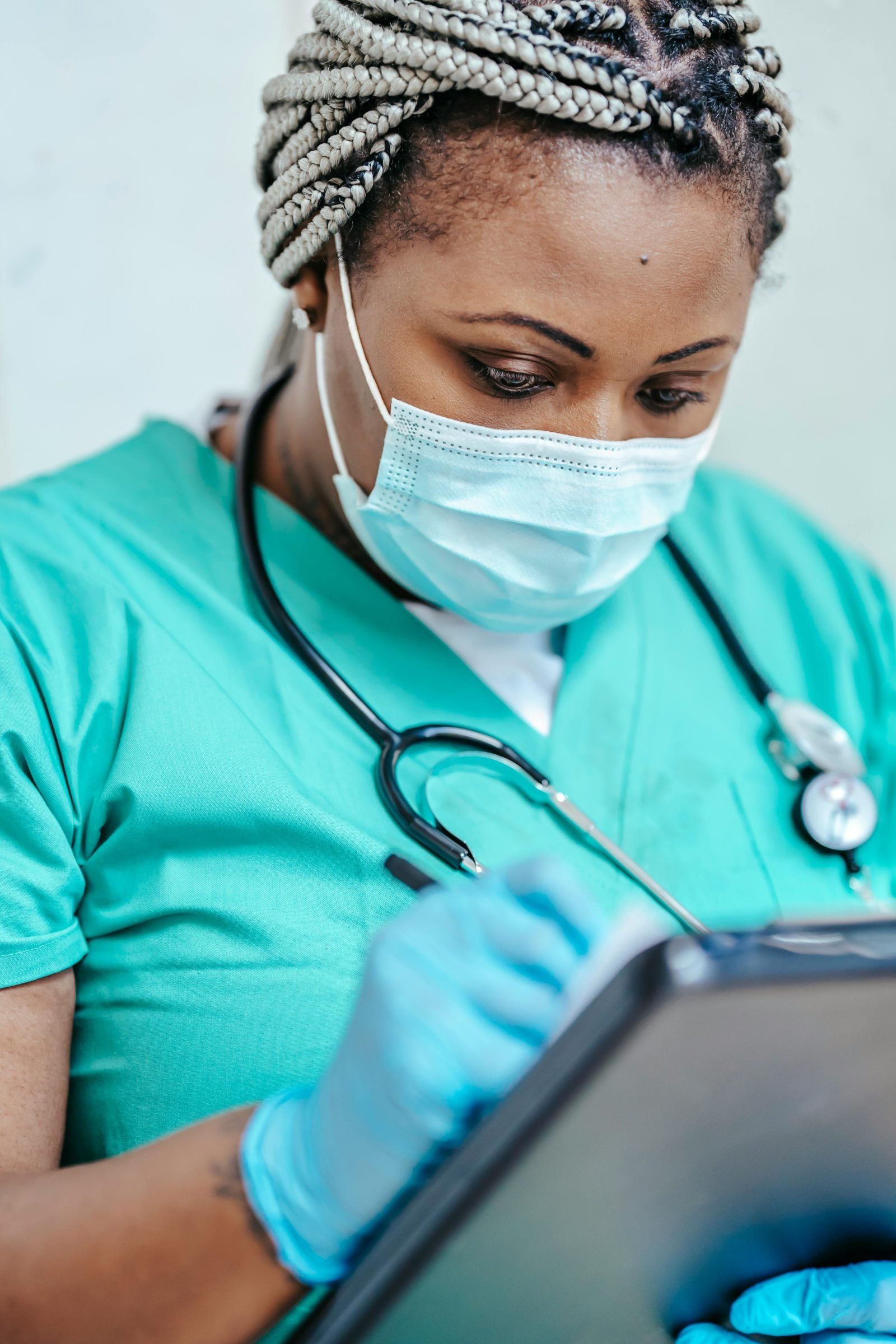 Private thyroid test results in the UK with cost and booking info